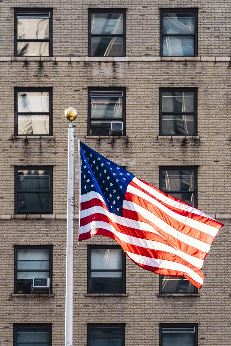 flag-america-flying-wind